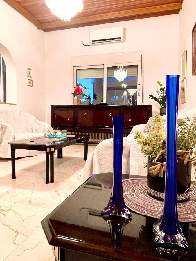 Emerald Luxury Apartments - Ath Airport Spáta المظهر الخارجي الصورة