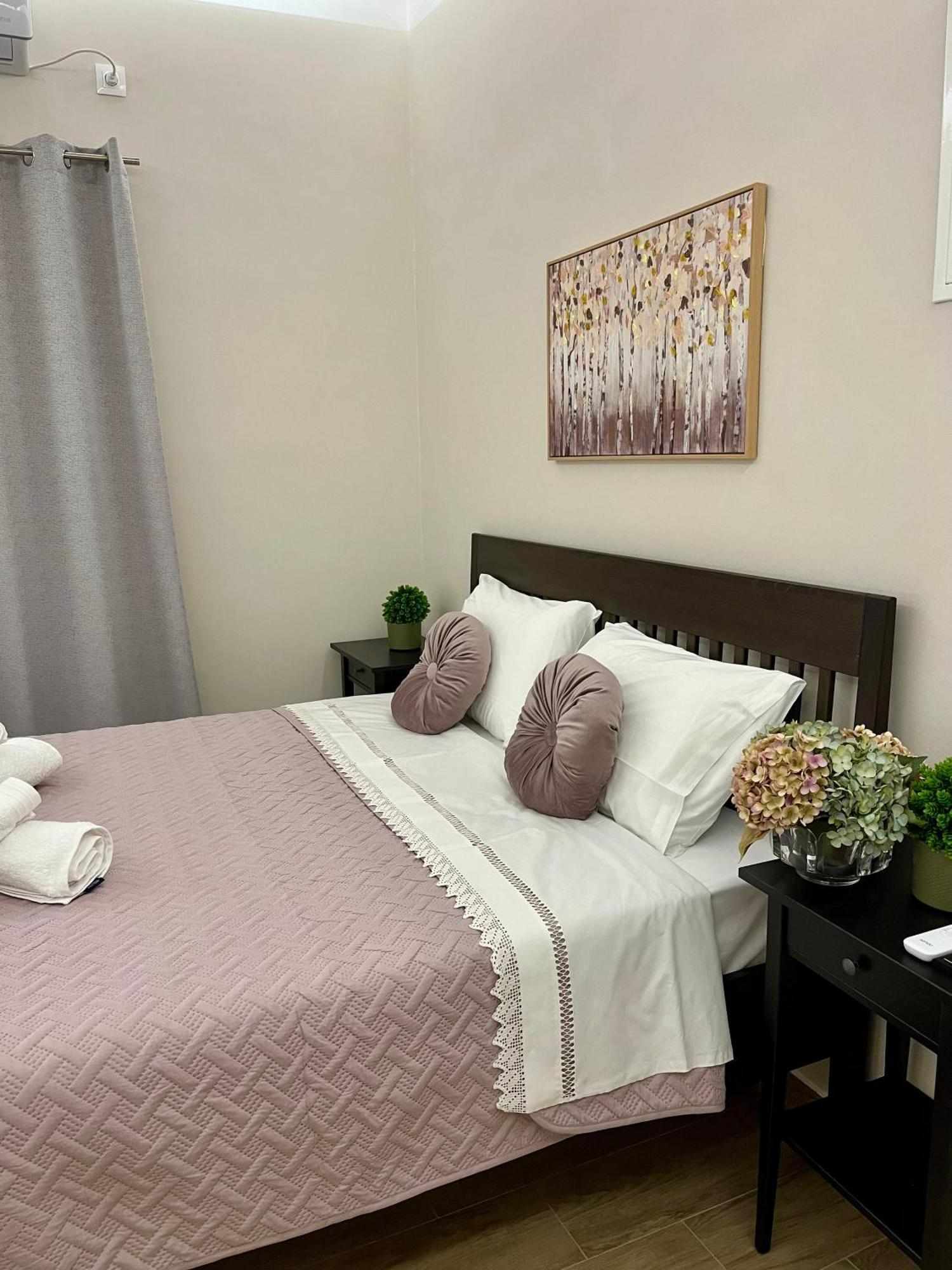 Emerald Luxury Apartments - Ath Airport Spáta المظهر الخارجي الصورة