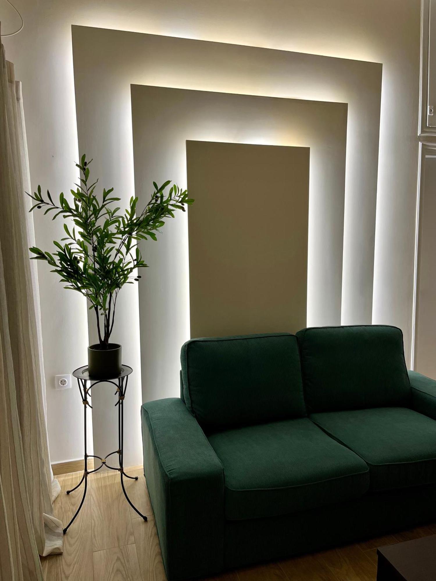 Emerald Luxury Apartments - Ath Airport Spáta المظهر الخارجي الصورة